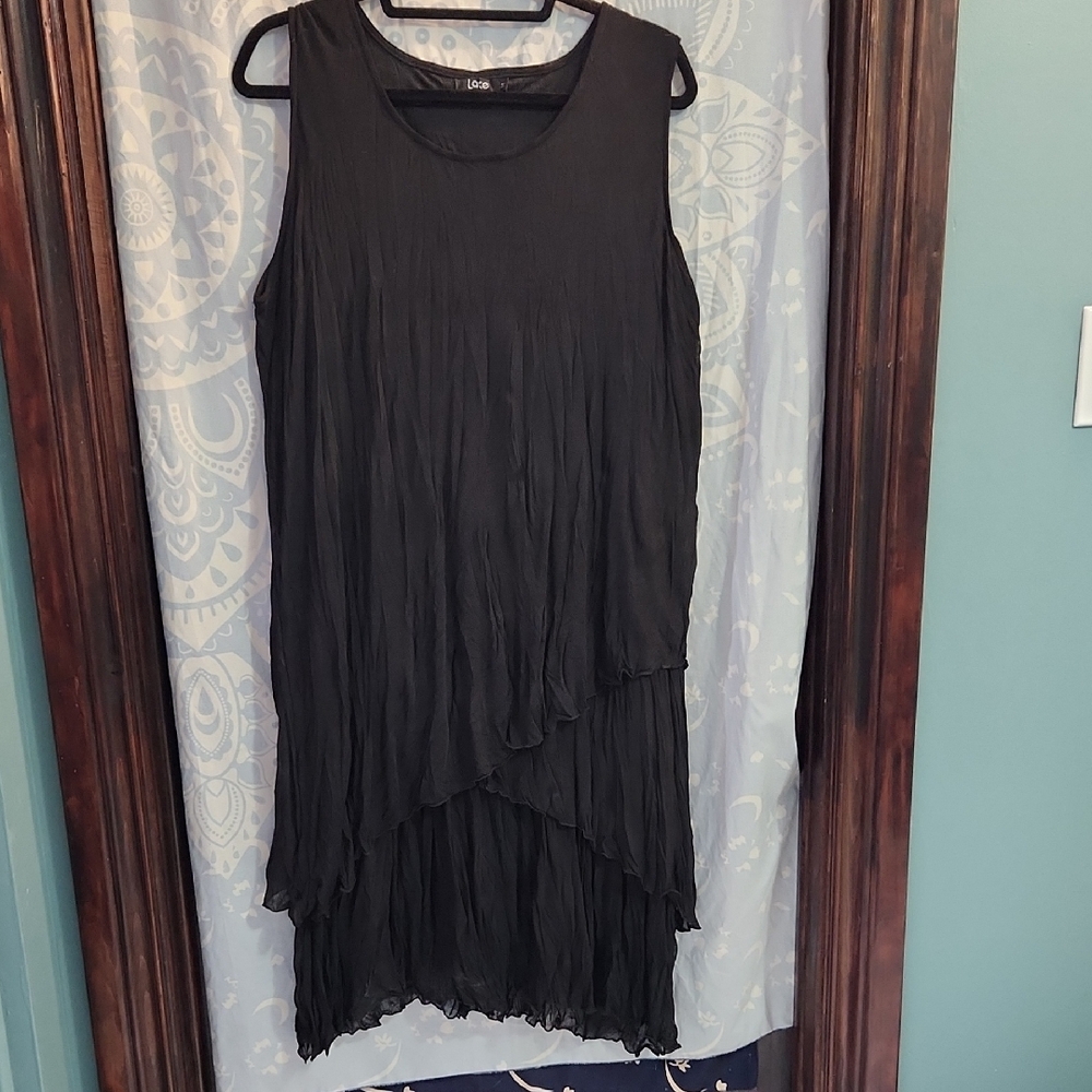 Elegant Black Layered Flounce Sleeveless Dress